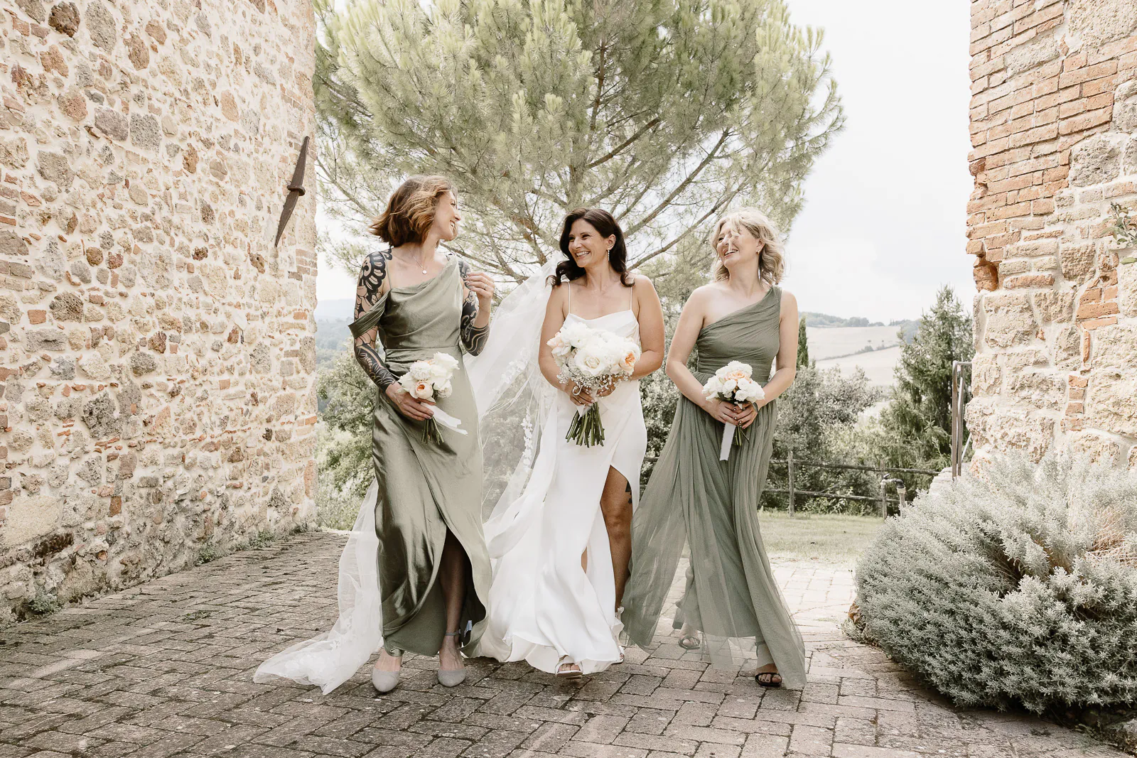 destination wedding tuscany san galgano