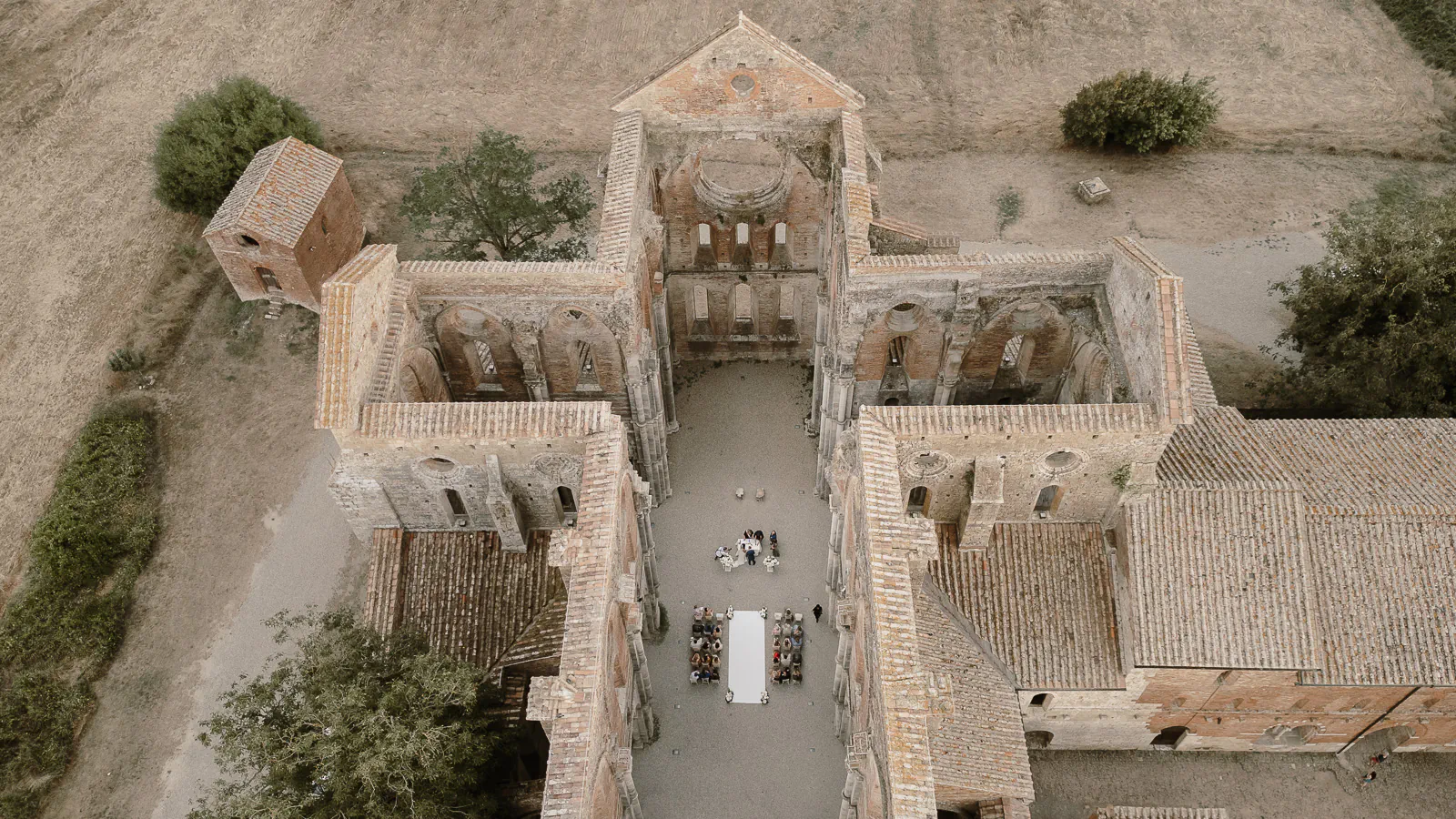 destination wedding tuscany san galgano