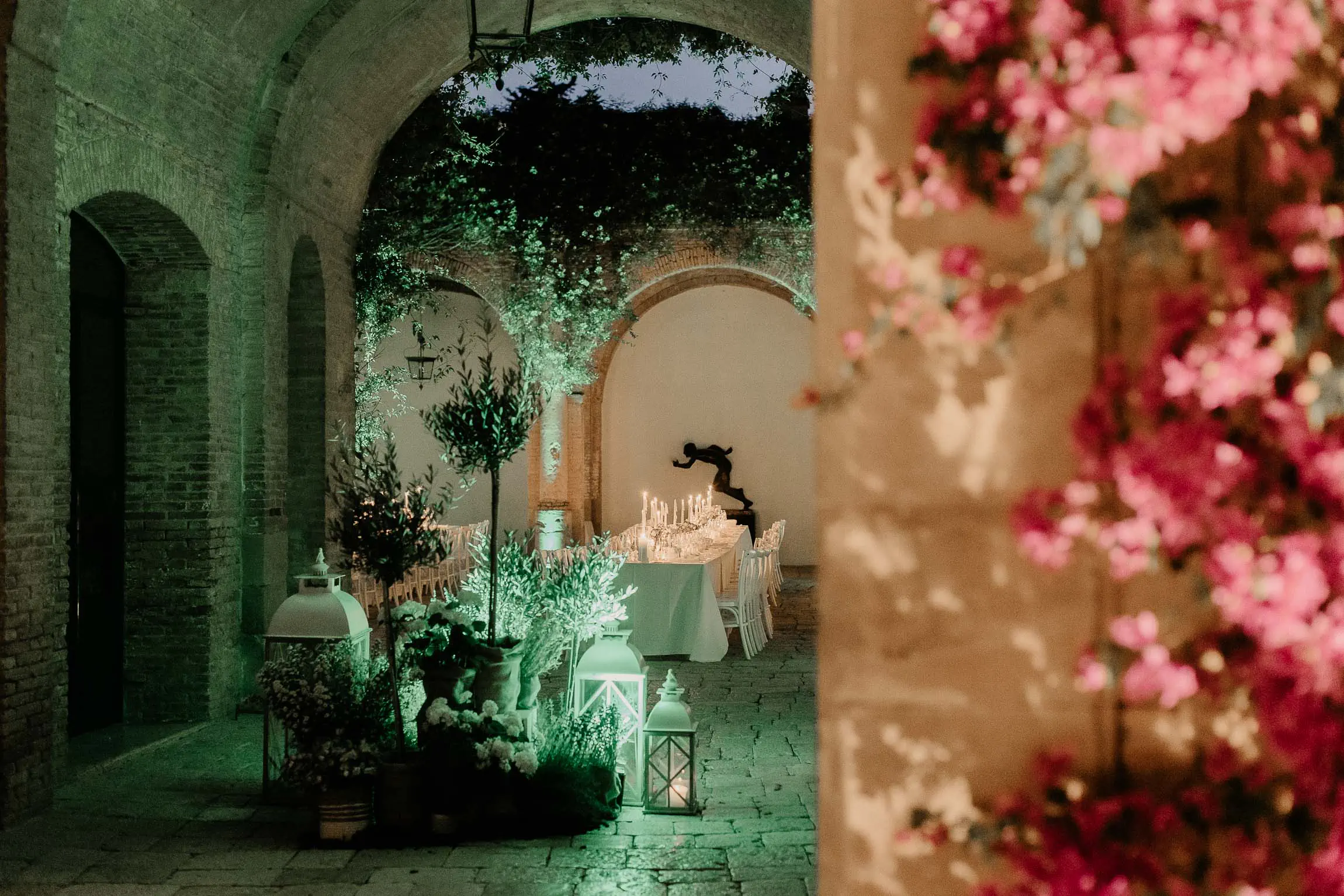 best wedding photographer tenuta visconti basilicata candid elegant luxury chic