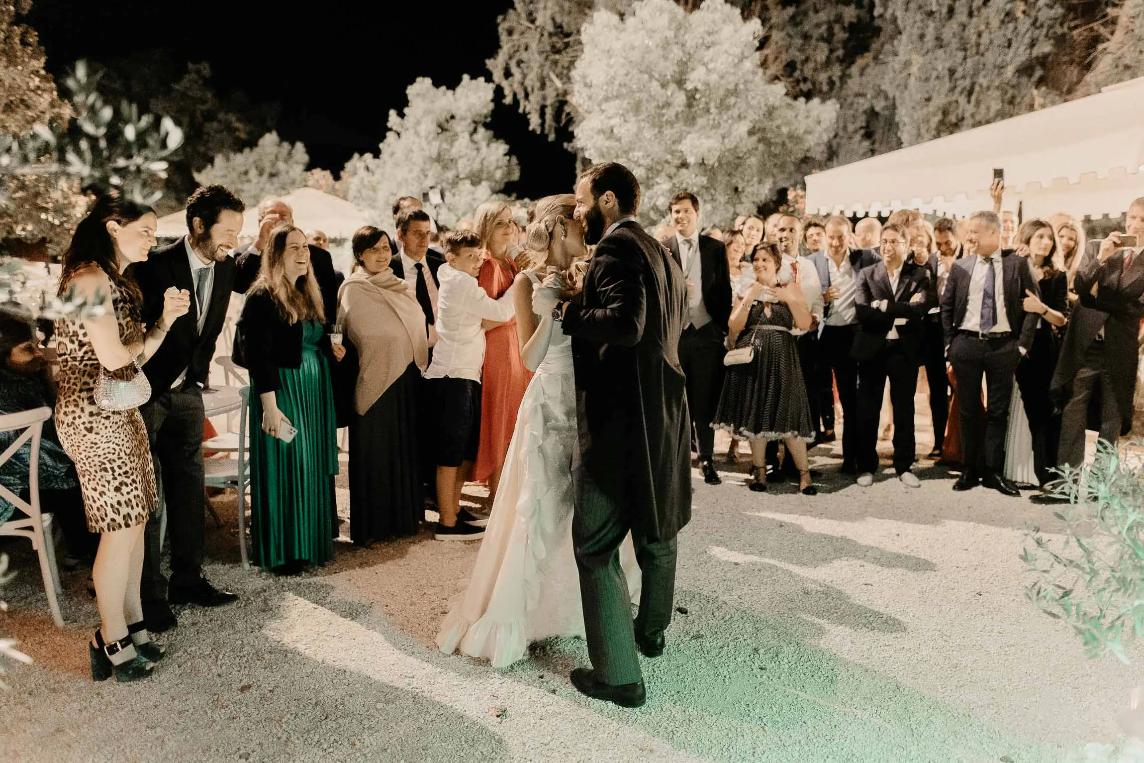 best wedding photographer tenuta visconti basilicata candid elegant luxury chic