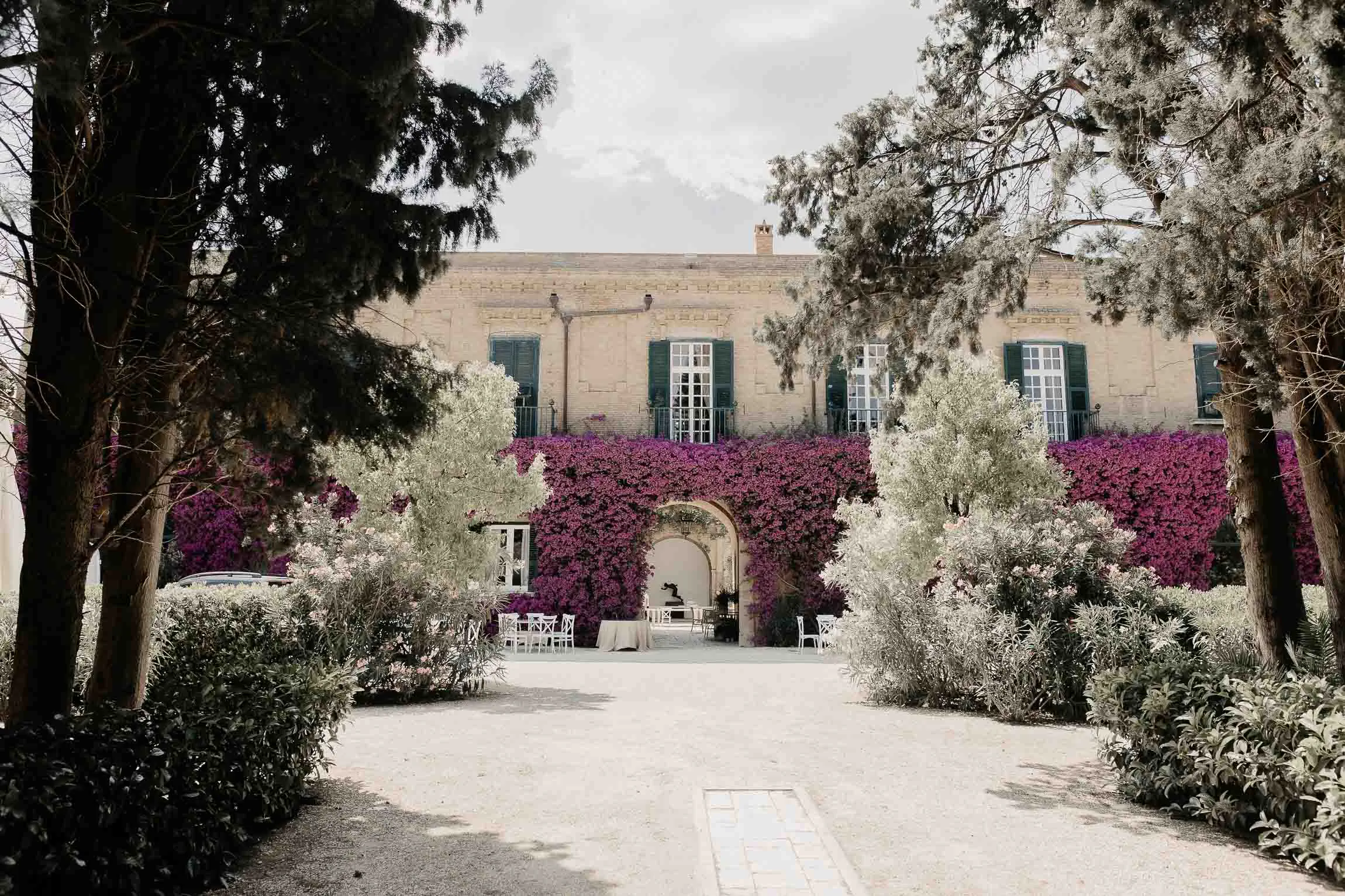 best wedding photographer tenuta visconti basilicata candid elegant luxury chic