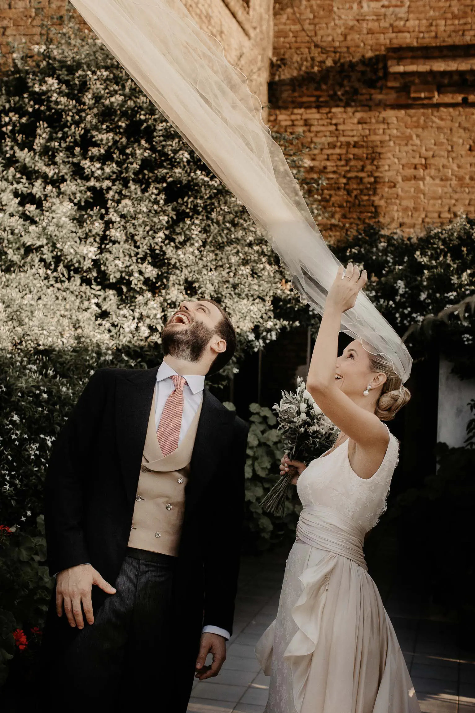 best wedding photographer tenuta visconti basilicata candid elegant luxury chic