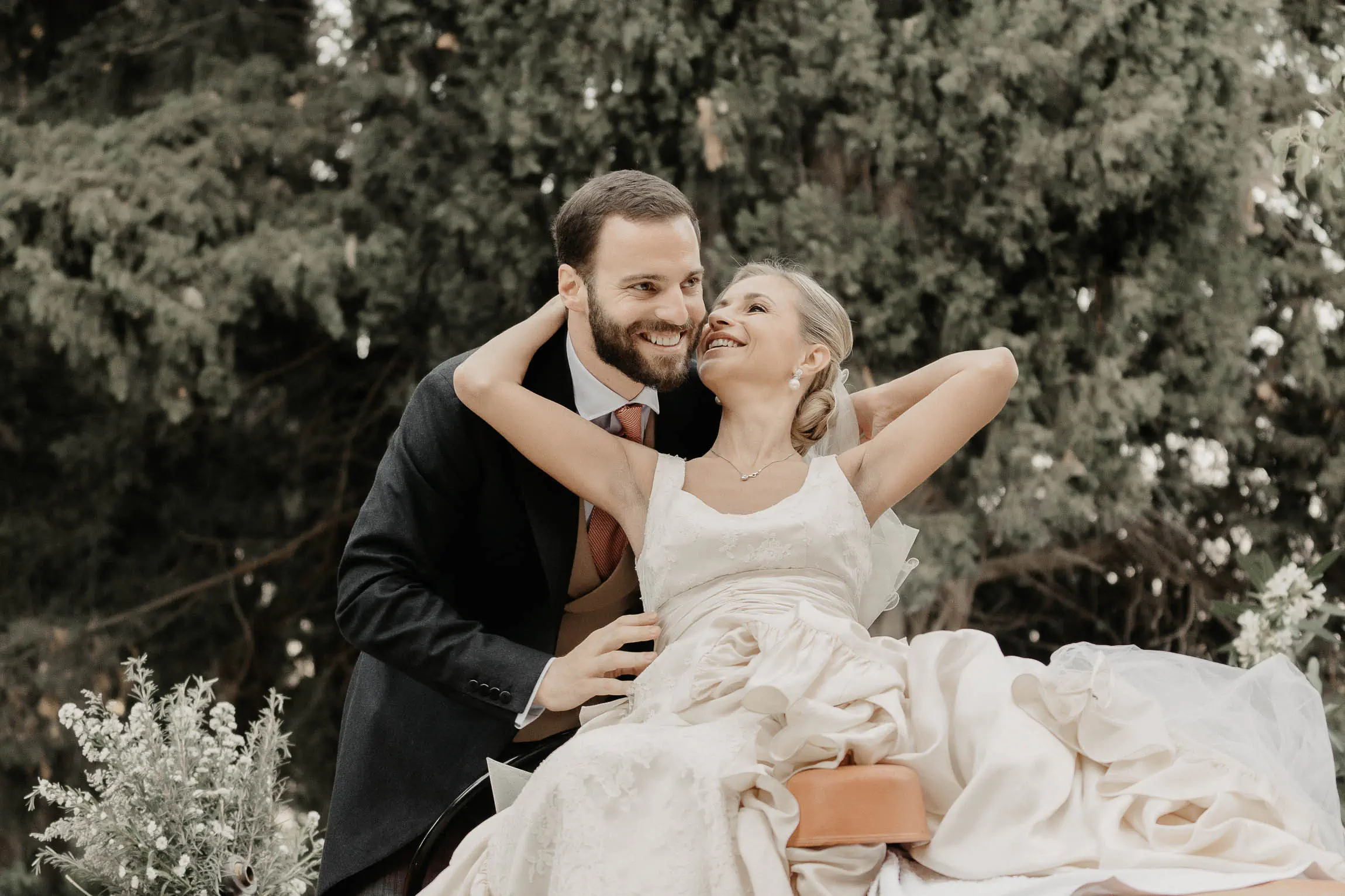 best wedding photographer tenuta visconti basilicata candid elegant luxury chic