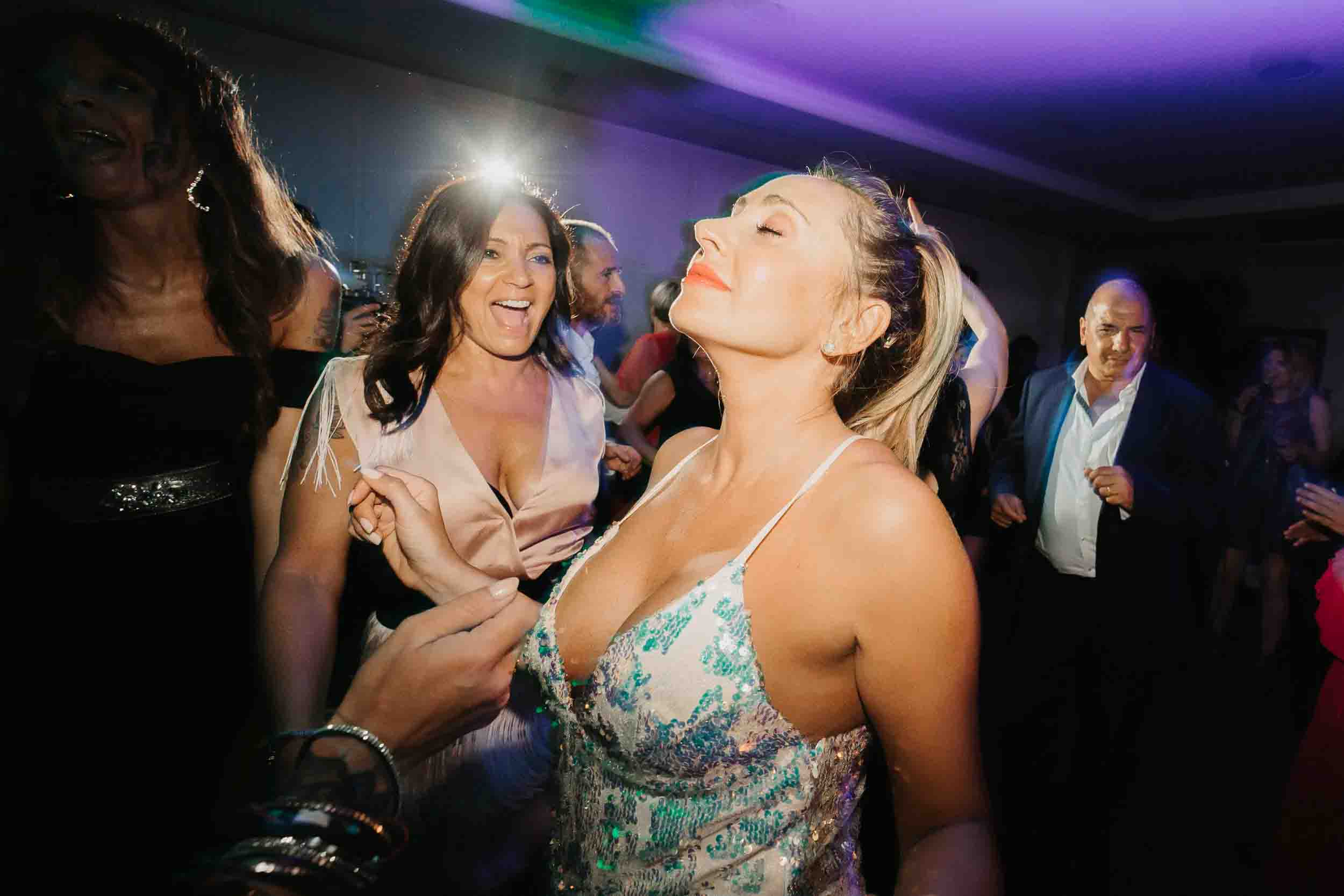 fotografo matrimonio moderno editoriale luxury esclusivo puglia bari taranto