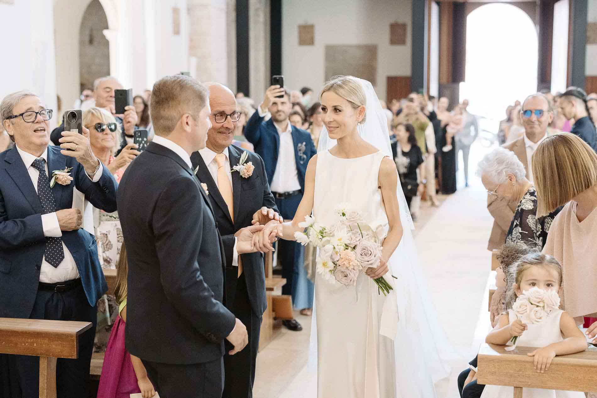 fotografo matrimonio puglia masseria montalbano classe elegante chic reportage