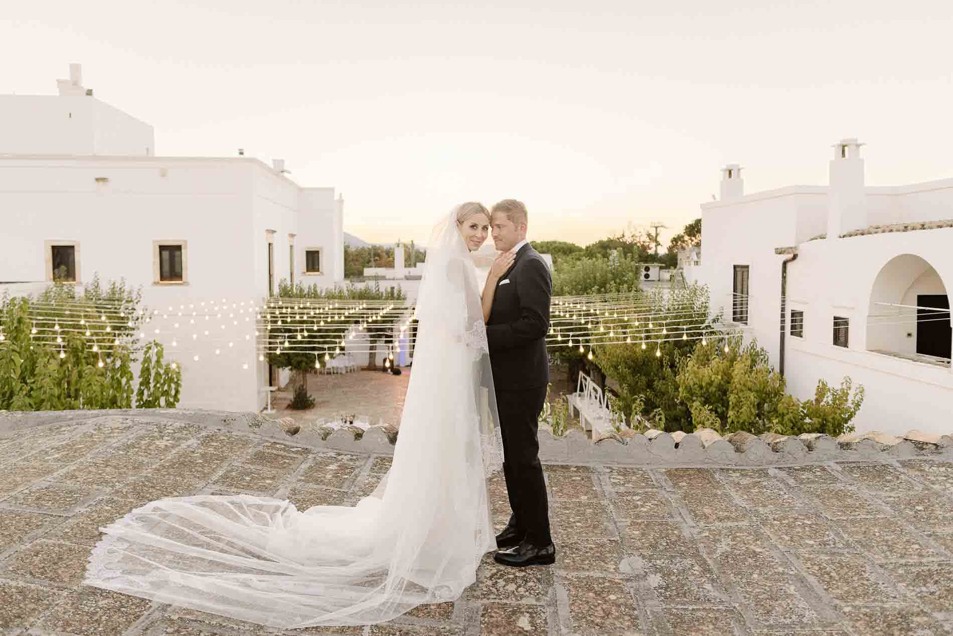 fotografo matrimonio puglia masseria montalbano classe elegante chic reportage
