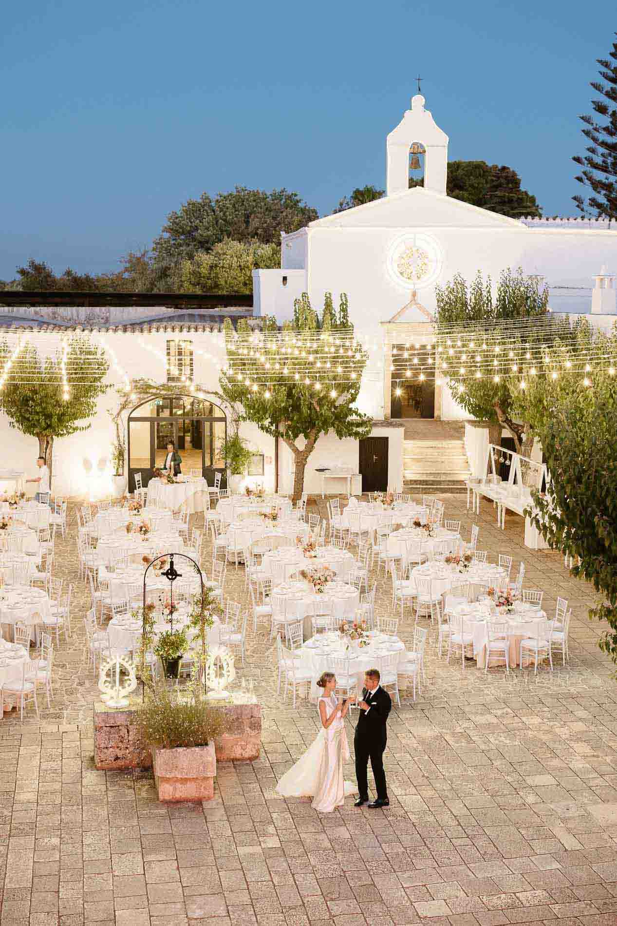 fotografo matrimonio puglia masseria montalbano classe elegante chic reportage