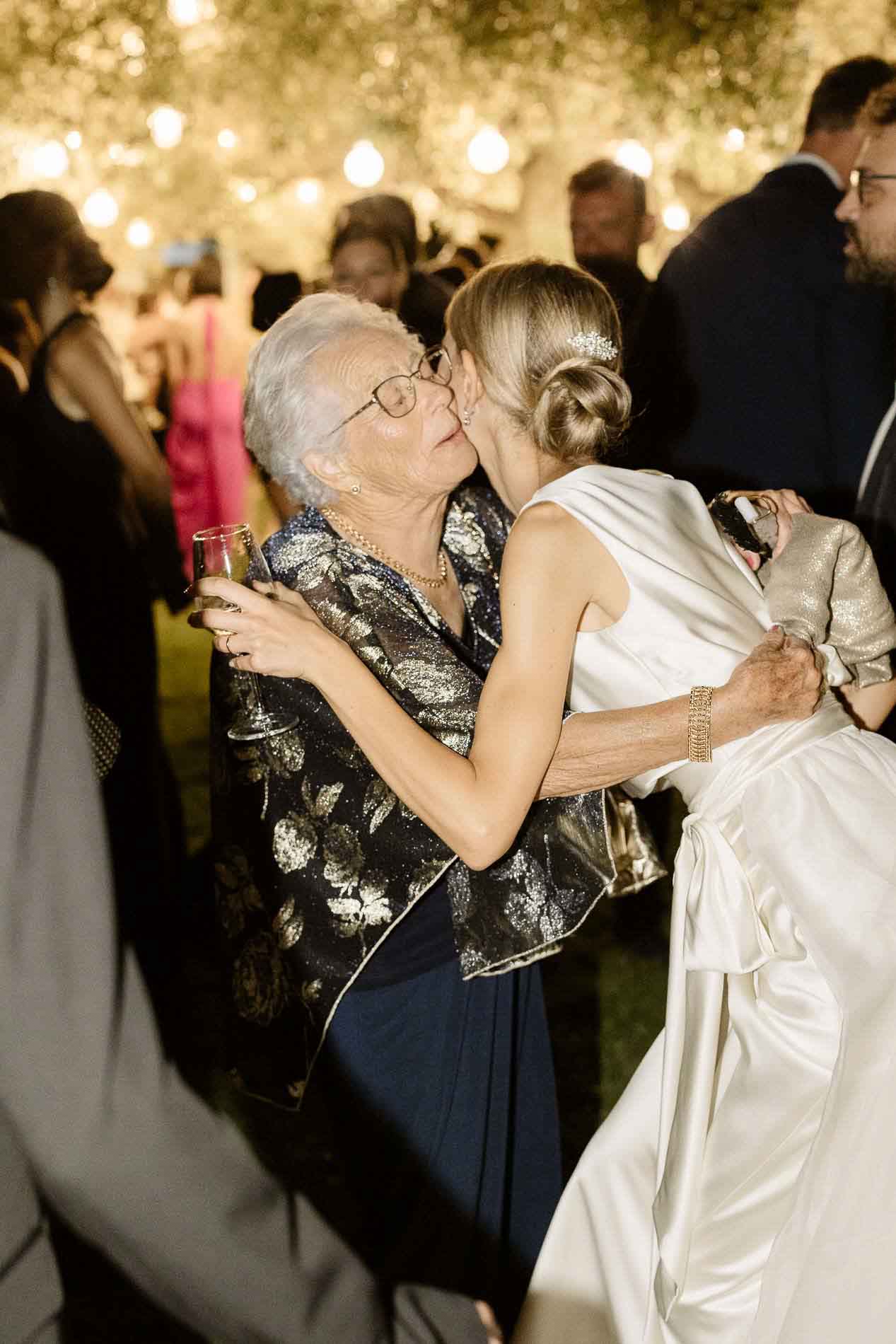 fotografo matrimonio puglia masseria montalbano classe elegante chic reportage