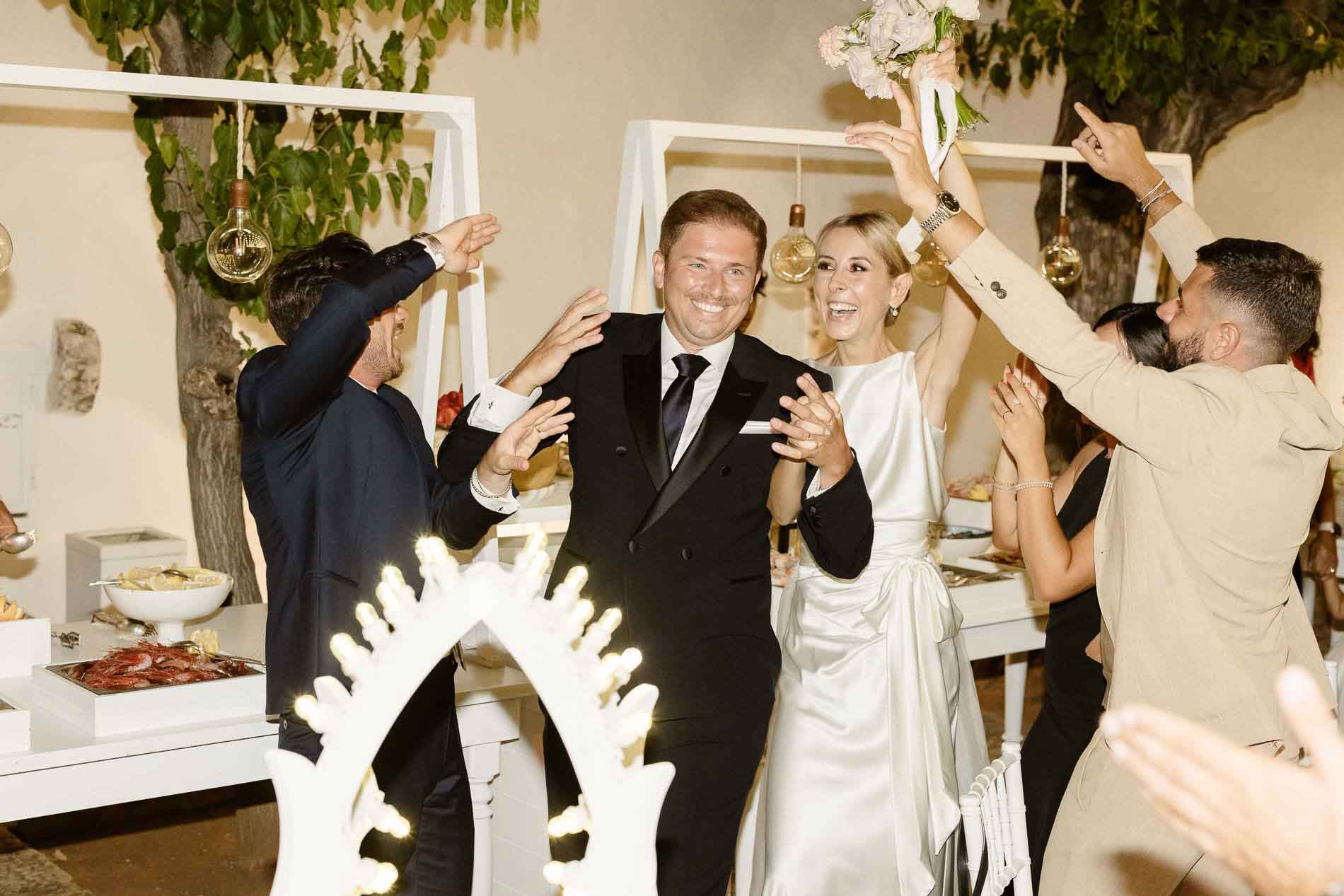 fotografo matrimonio puglia masseria montalbano classe elegante chic reportage