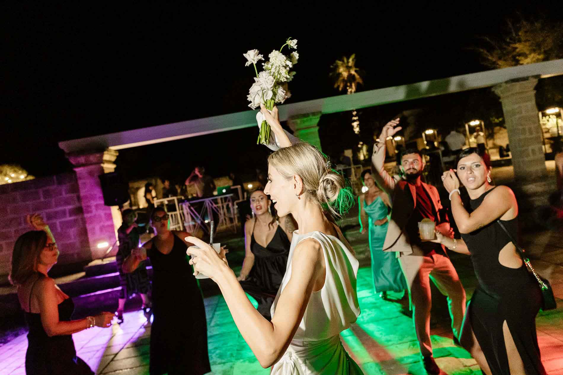 fotografo matrimonio puglia masseria montalbano classe elegante chic reportage