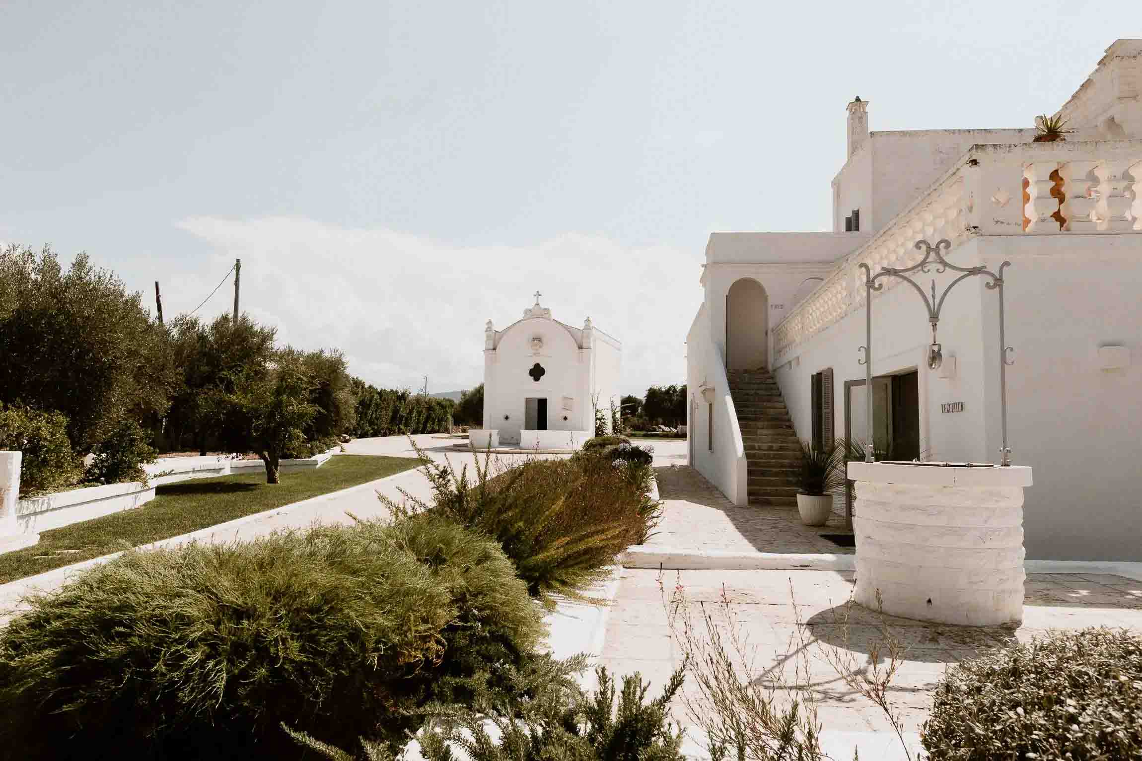 wedding photographer puglia luxury chic minimal masseria fasano san giovanni