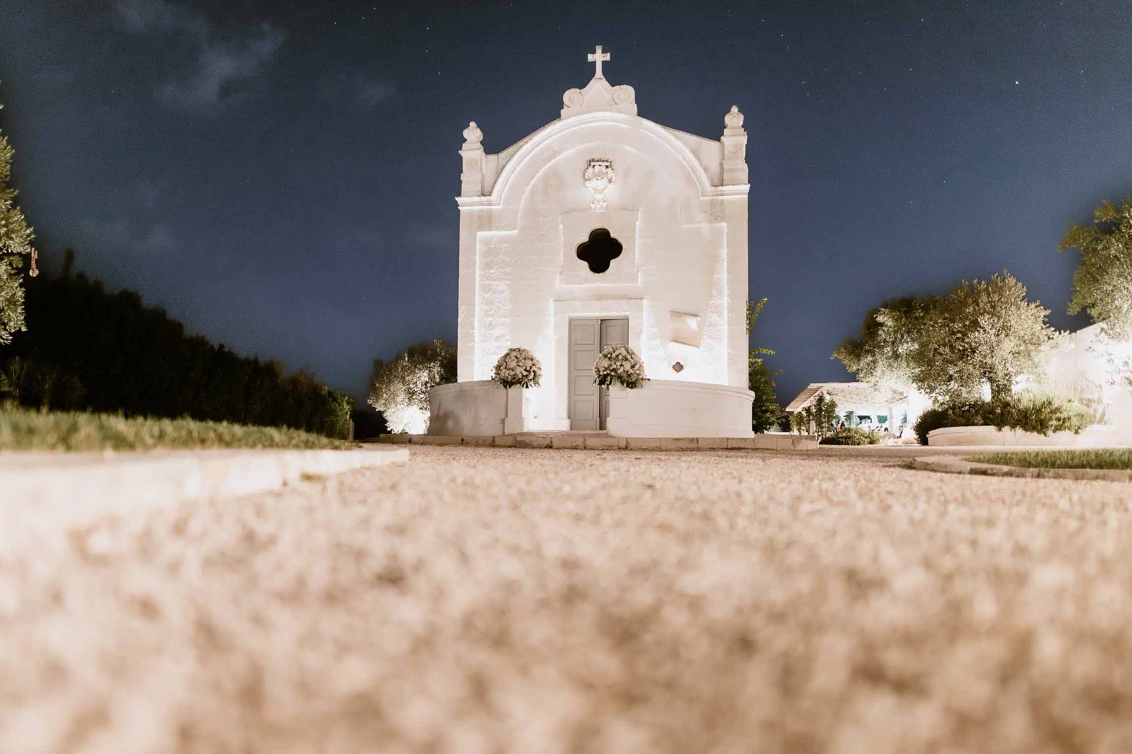 wedding photographer puglia luxury chic minimal masseria fasano san giovanni