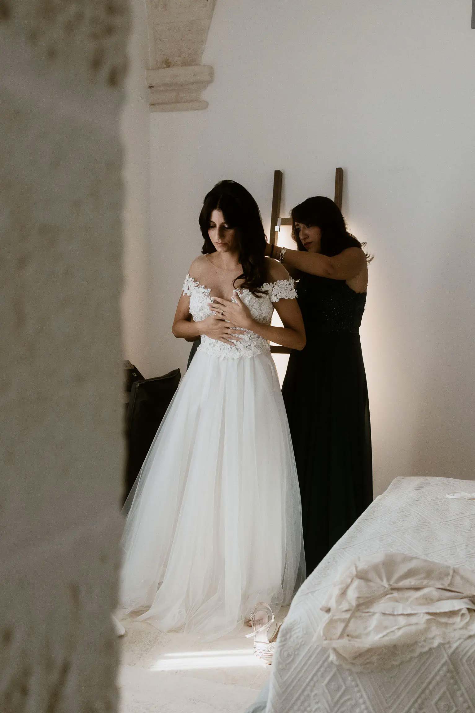 wedding photographer puglia luxury chic minimal masseria fasano san giovanni