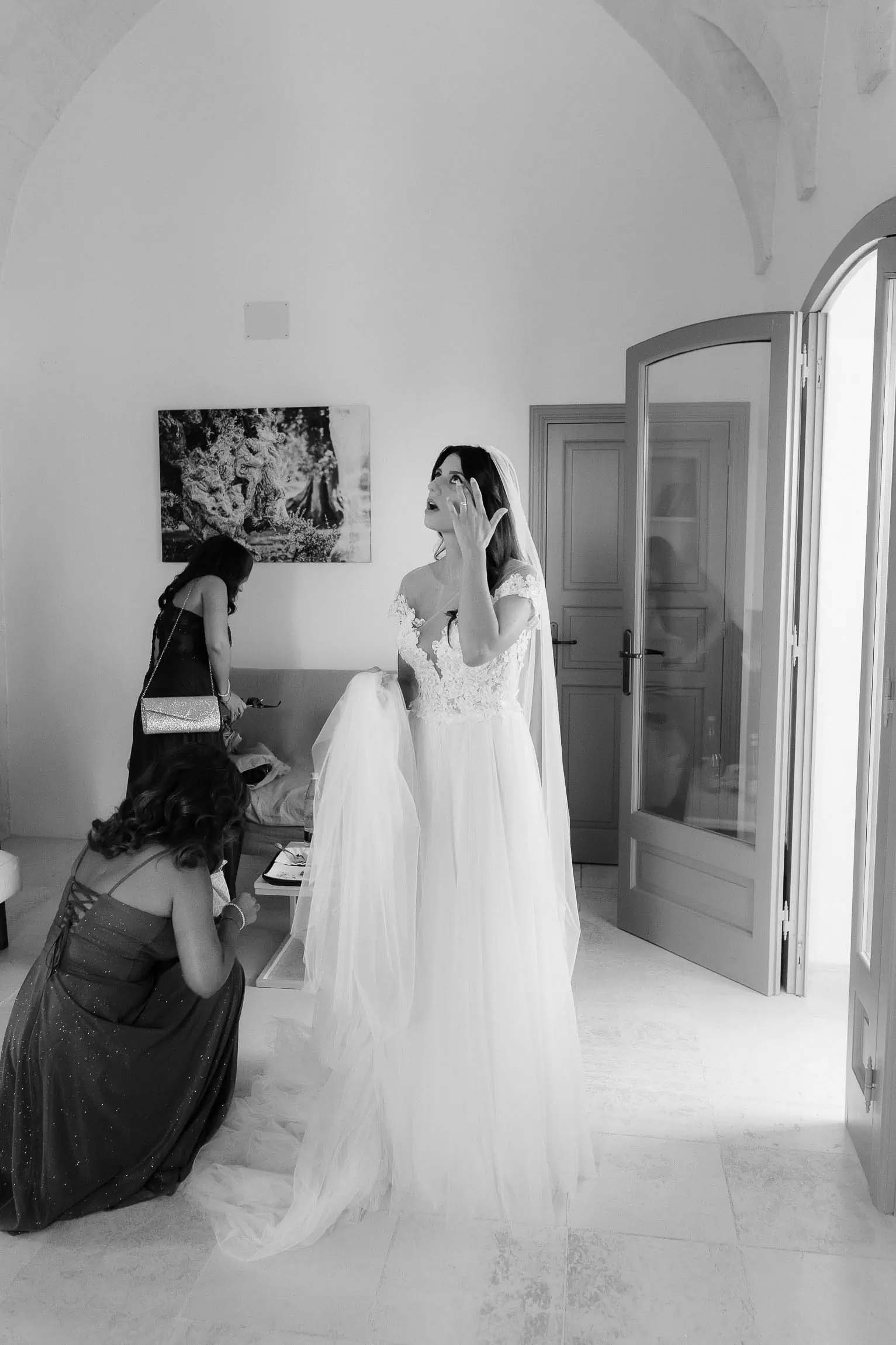 wedding photographer puglia luxury chic minimal masseria fasano san giovanni