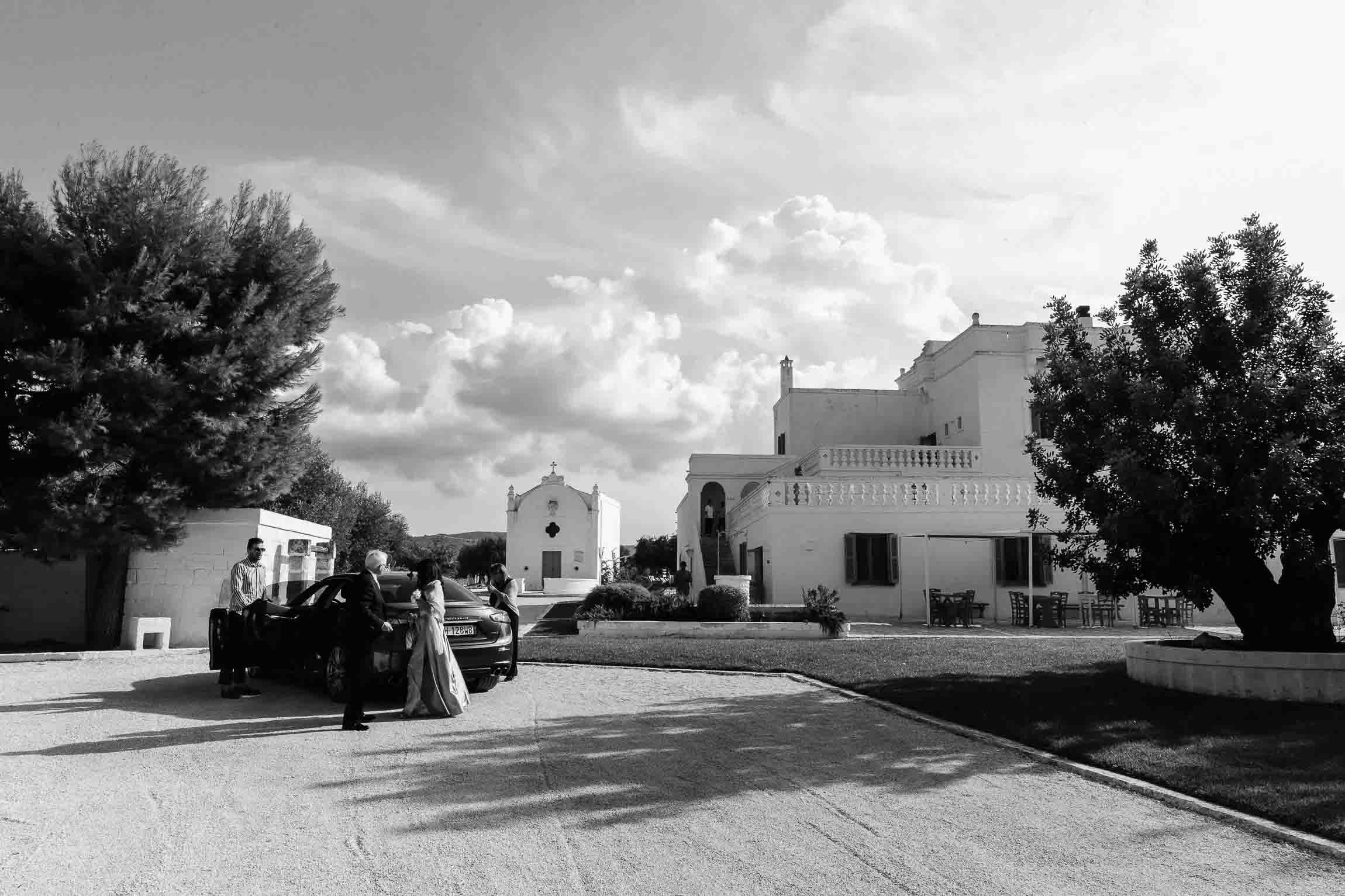 wedding photographer puglia luxury chic minimal masseria fasano san giovanni