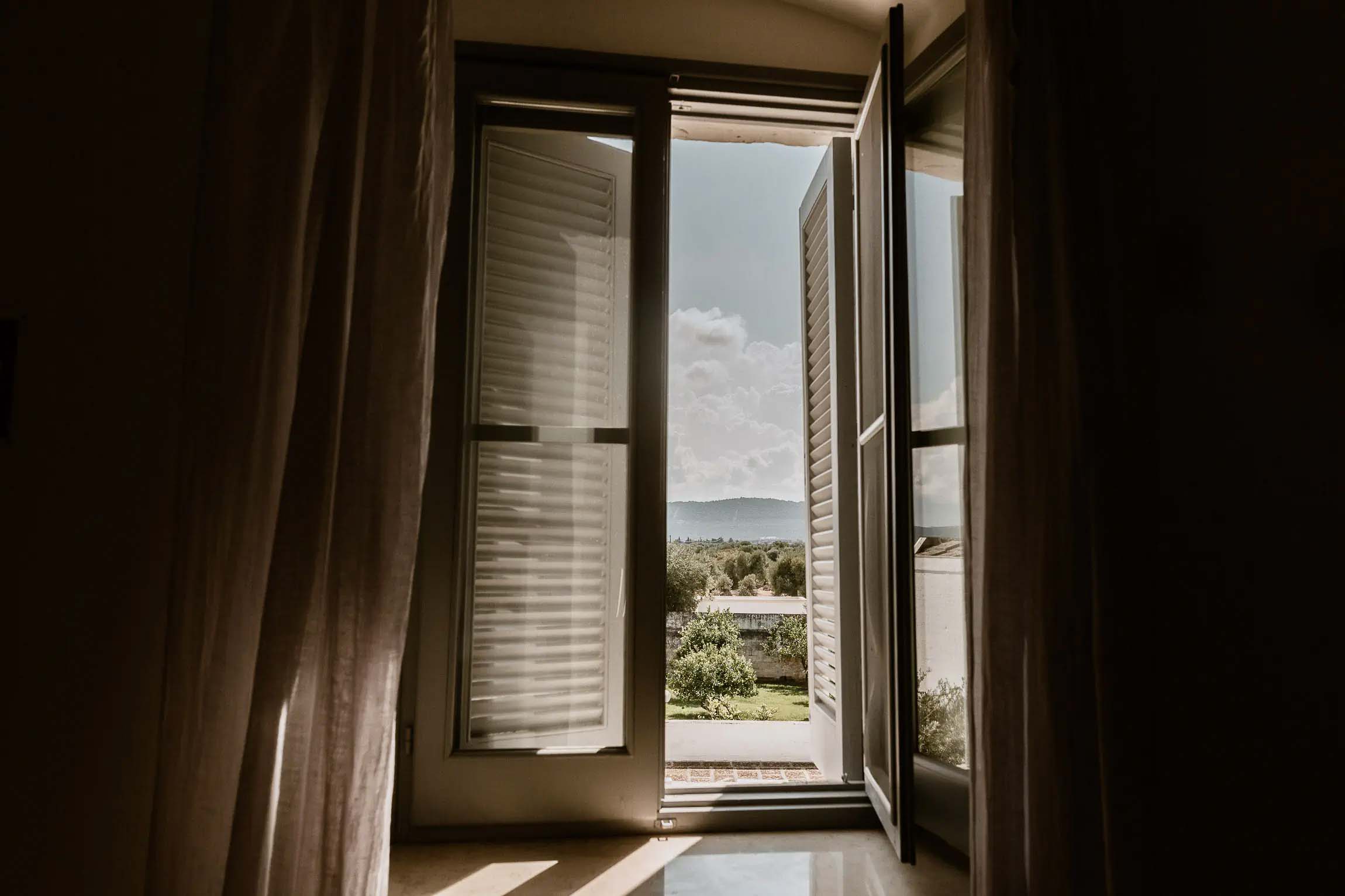 wedding photographer puglia luxury chic minimal masseria fasano san giovanni