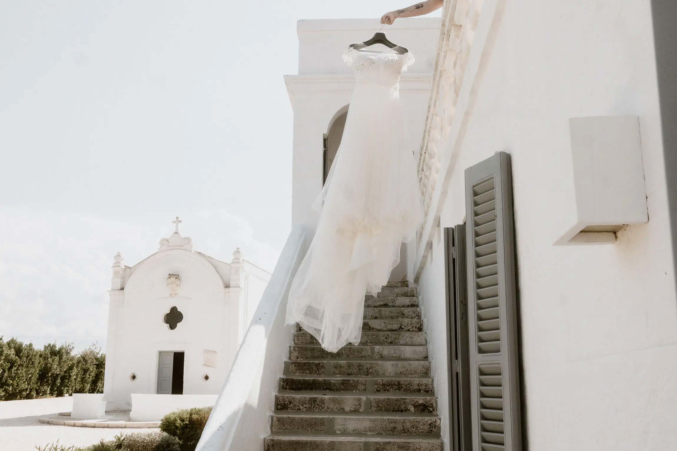wedding photographer puglia luxury chic minimal masseria fasano san giovanni