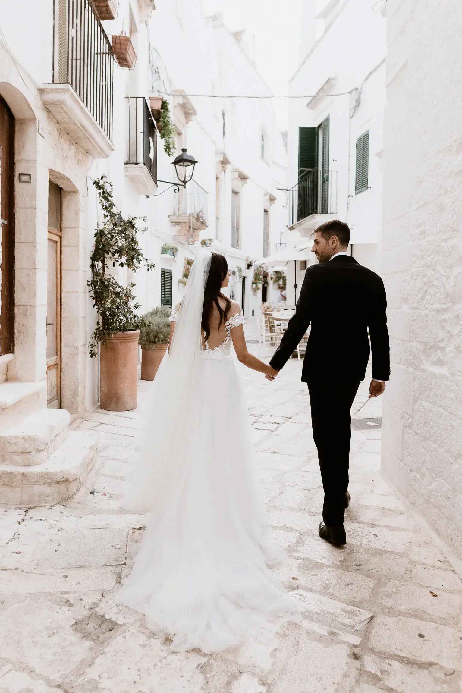 wedding photographer puglia luxury chic minimal masseria fasano san giovanni