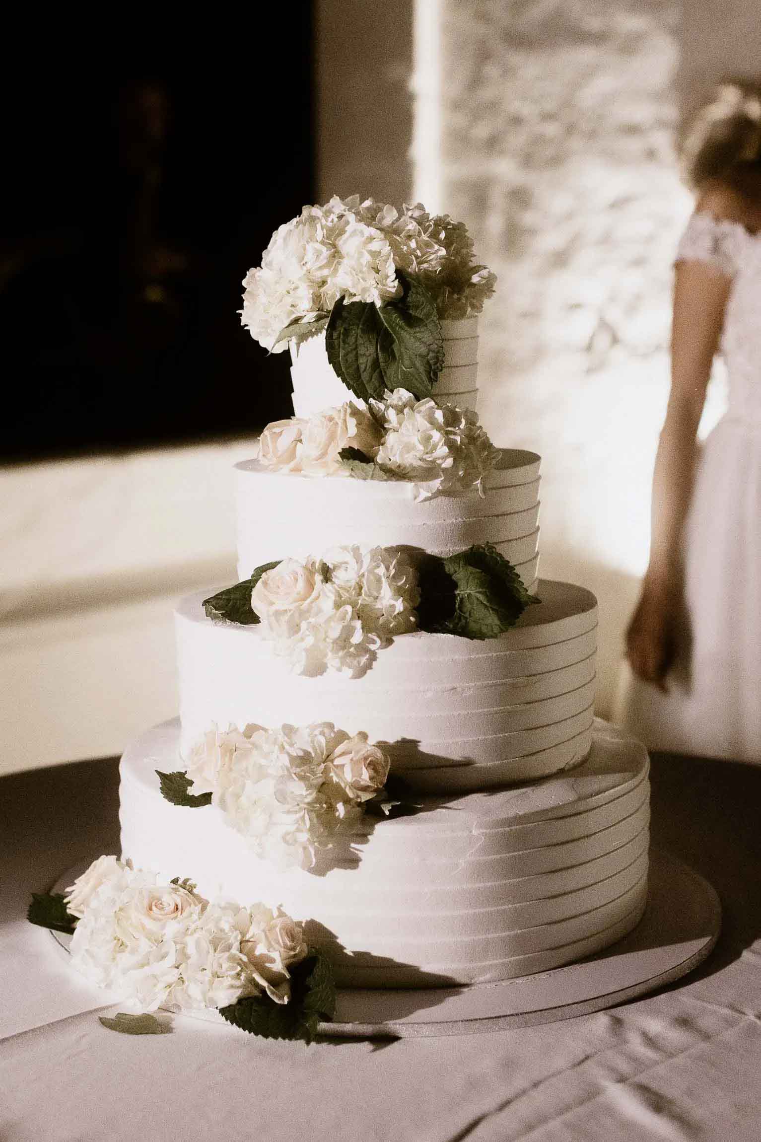 wedding photographer puglia luxury chic minimal masseria fasano san giovanni