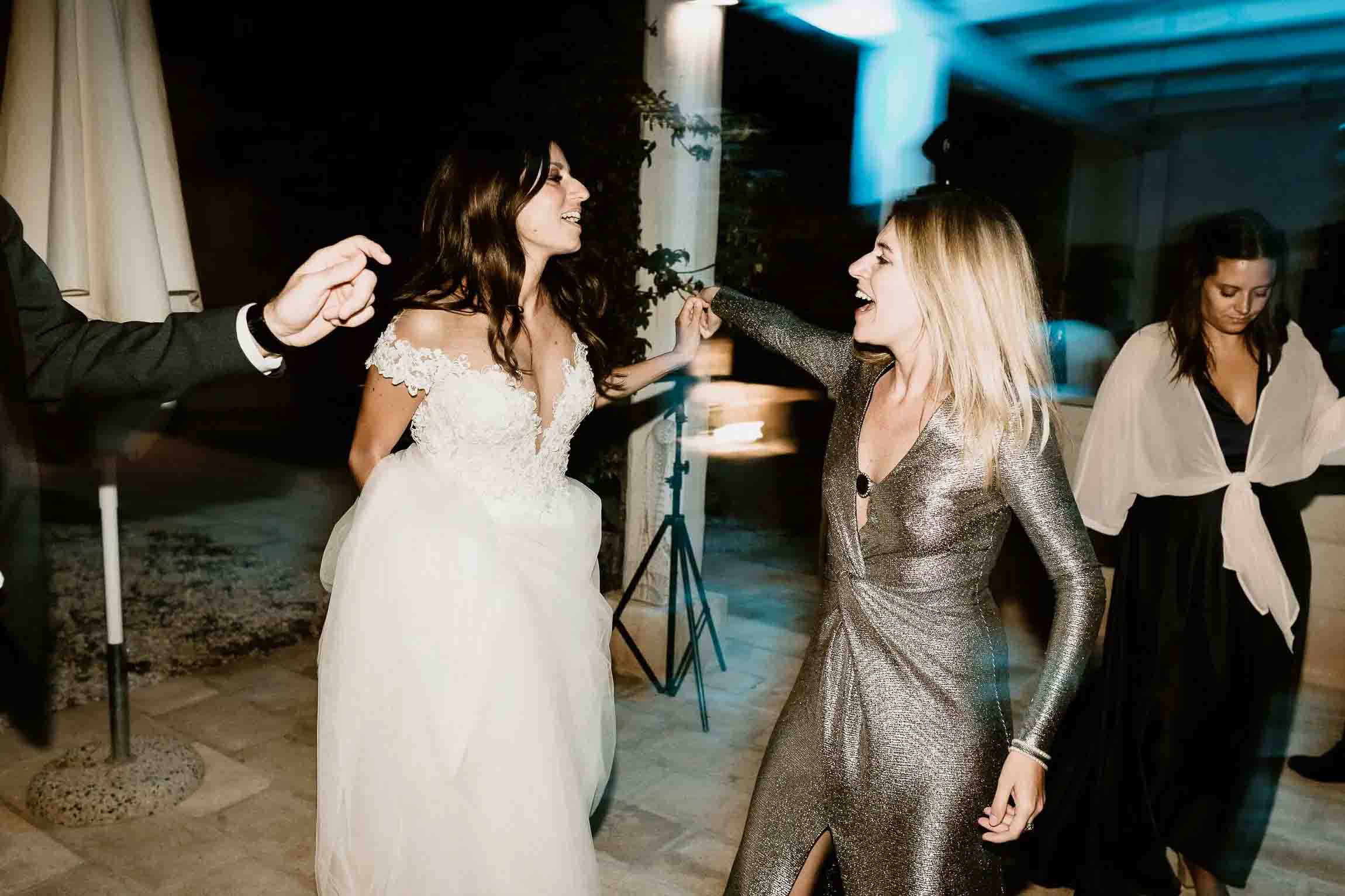 wedding photographer puglia luxury chic minimal masseria fasano san giovanni